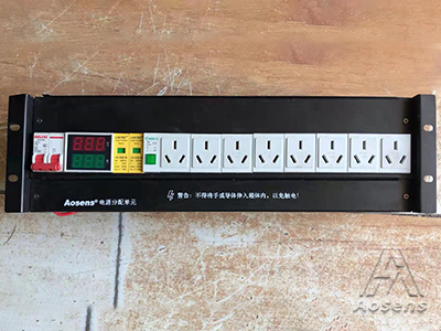 3U機(jī)架式配電單元 數(shù)顯電流電壓 防雷保護(hù) 輸出8個(gè)插座