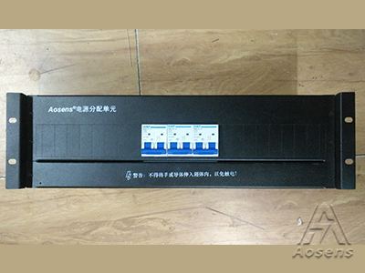 定制3U機(jī)架式配電單元正泰2P空開(kāi) 導(dǎo)軌式五孔電源插座輸出